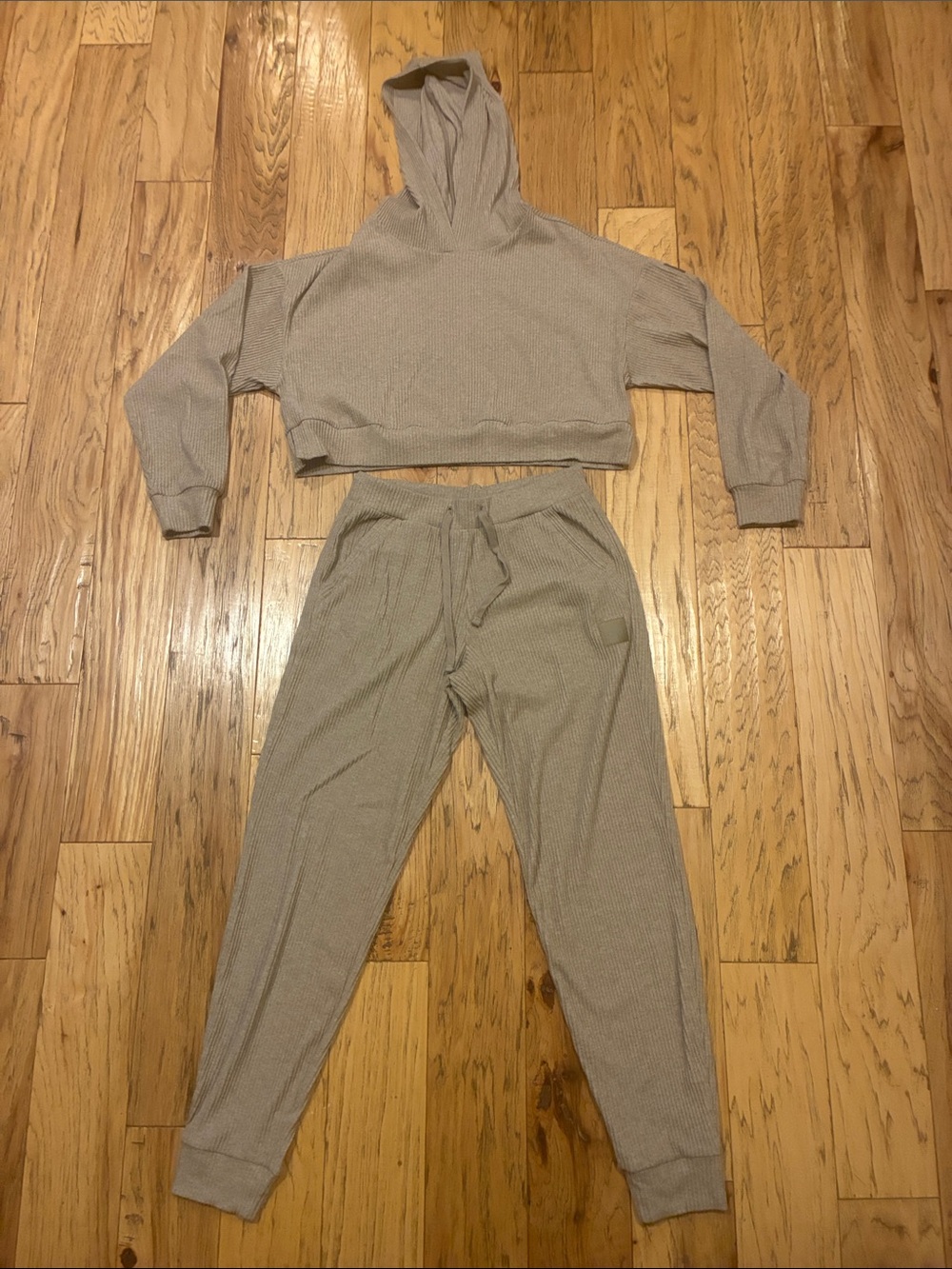 ALO Yoga Ribbed Knit Hoodie Top and  Pants